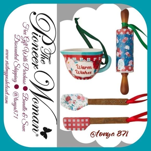 2022 🦋 New Pioneer Woman Kitchen Christmas Ornament Bundle, Set of 4 - Picture 1 of 7